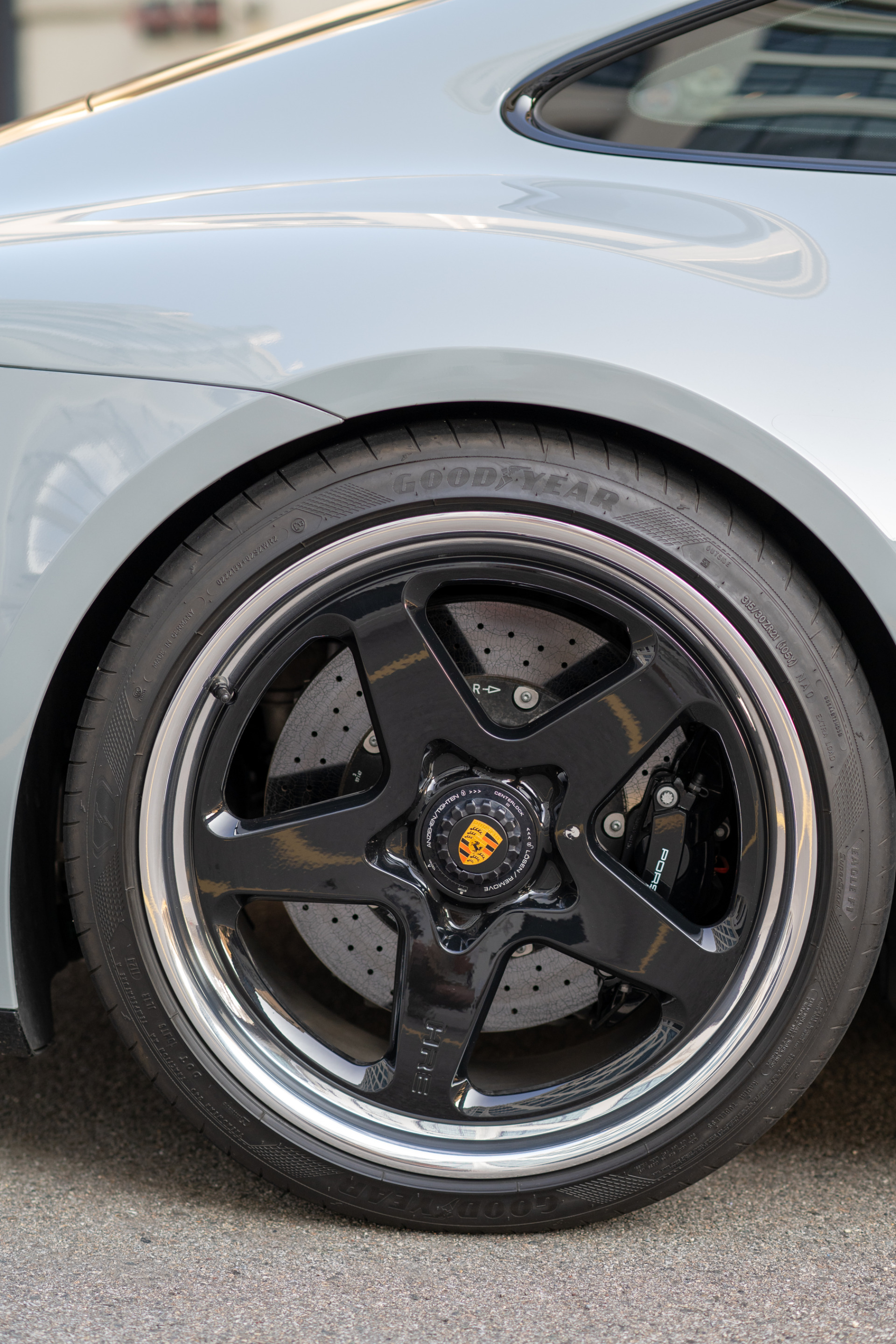 2023 Porsche 911 Sport Classic - Photo 32