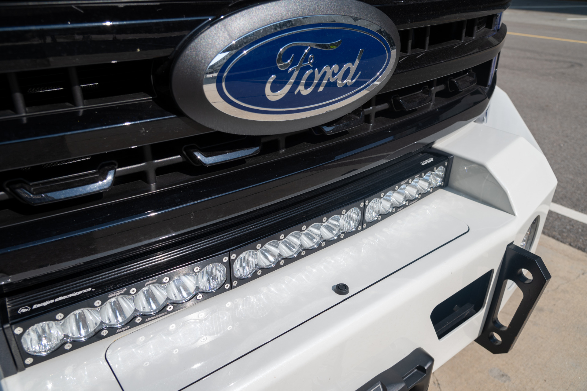2025 Ford F-550 Super Duty Chassis Cab Lariat - Photo 14