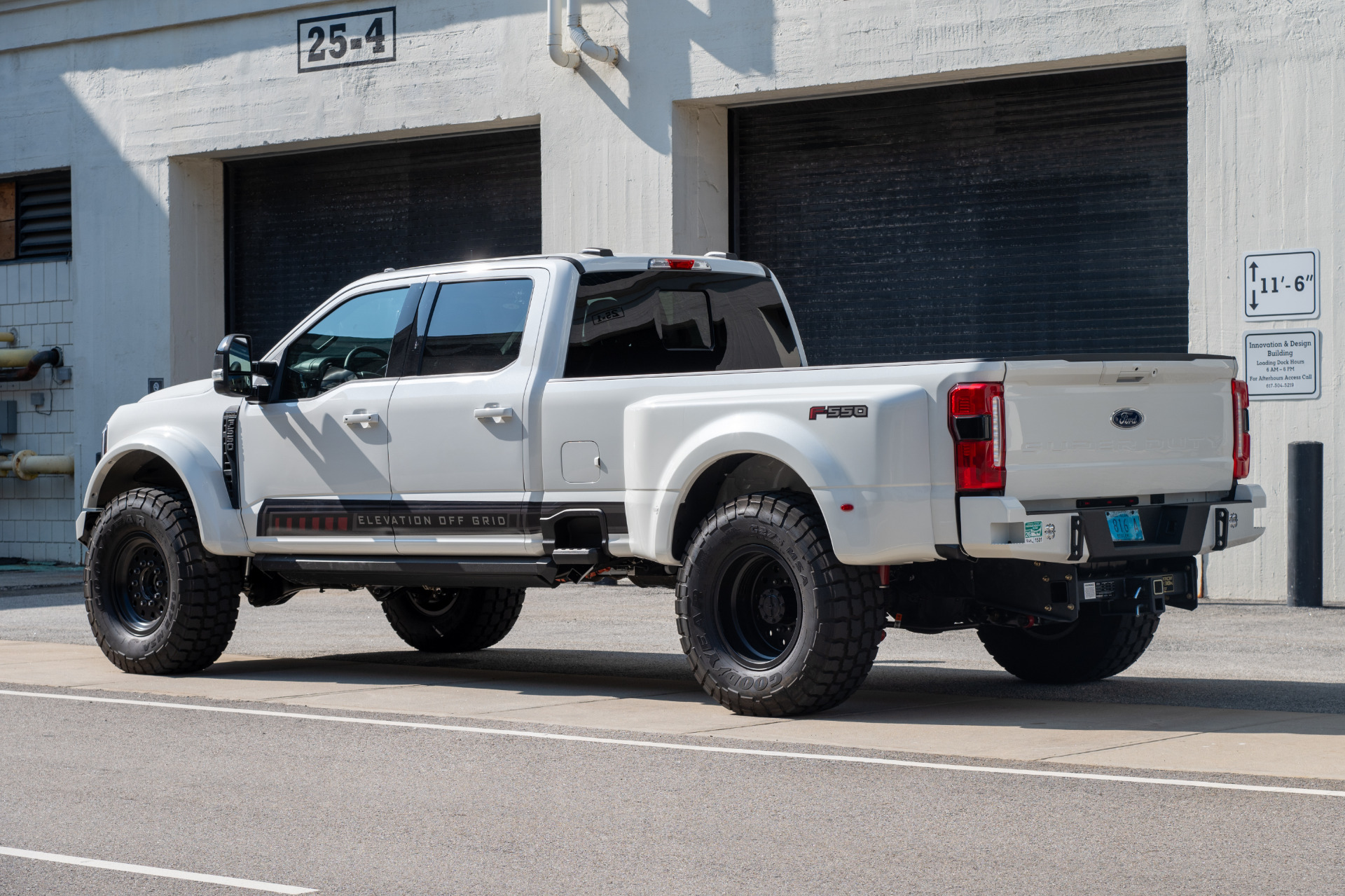2025 Ford F-550 Super Duty Chassis Cab Lariat - Photo 24