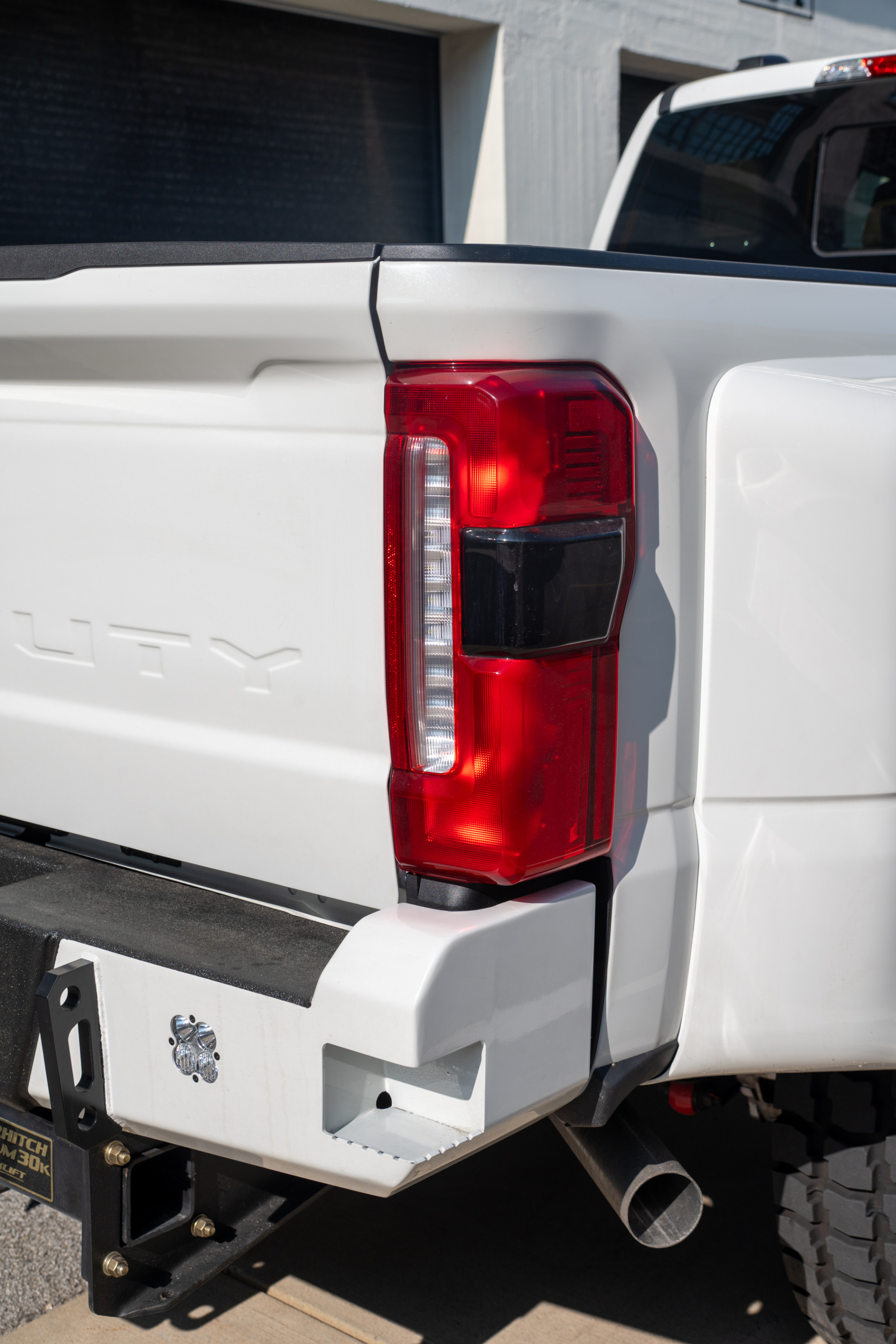 2025 Ford F-550 Super Duty Chassis Cab Lariat - Photo 36