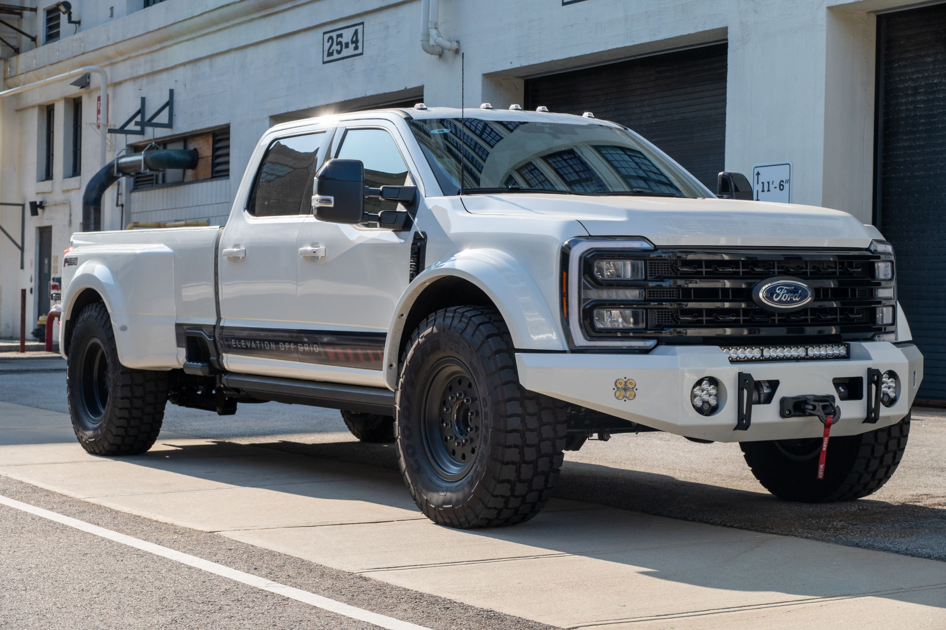 2025 Ford F-550 Super Duty Chassis Cab Lariat - Photo 49