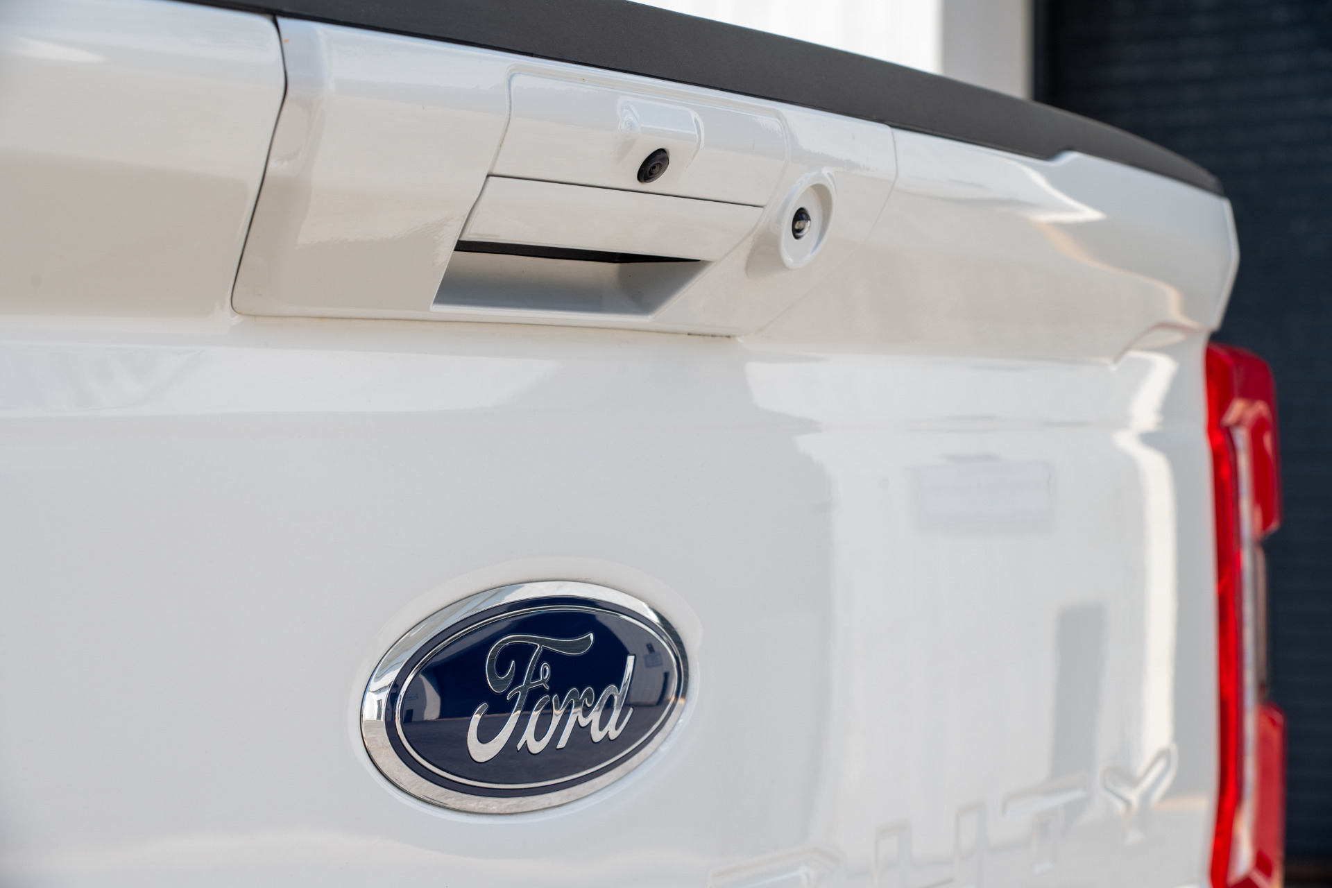 2025 Ford F-550 Super Duty Chassis Cab Lariat - Photo 52