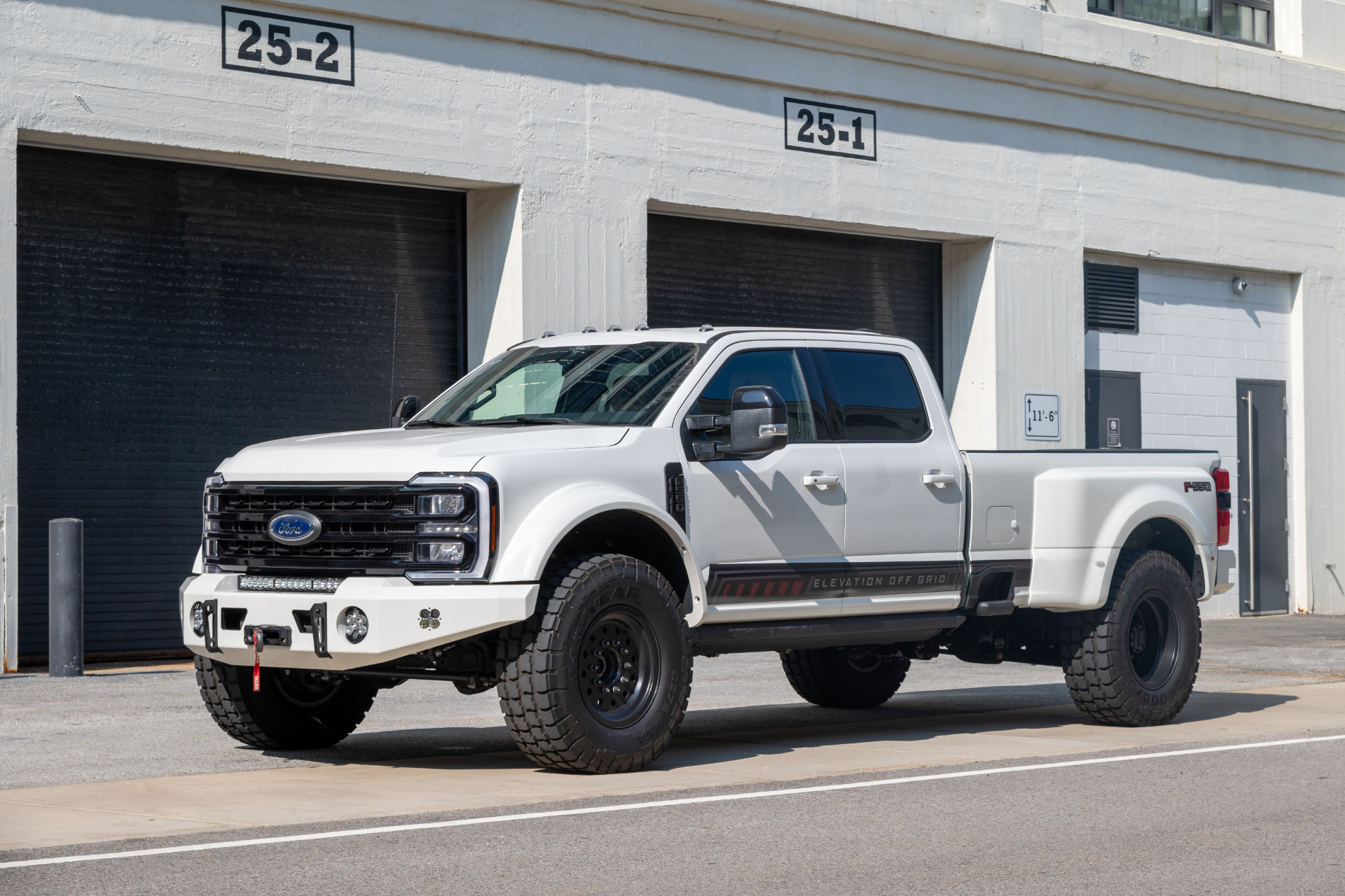 2025 Ford F-550 Super Duty Chassis Cab Lariat - Photo 8